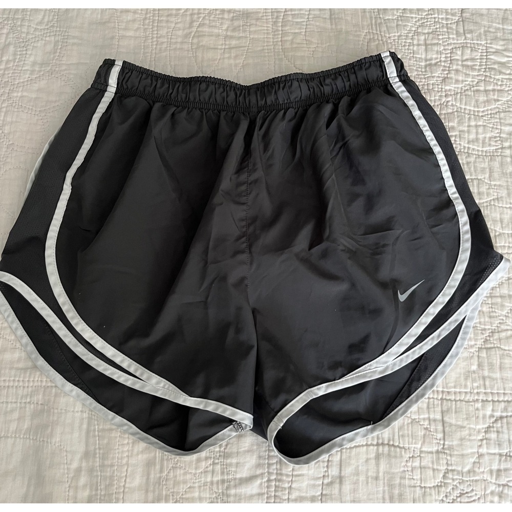 Nike Dri-FIT Tempo Running Shorts Black White Mesh Trim Medium 632
